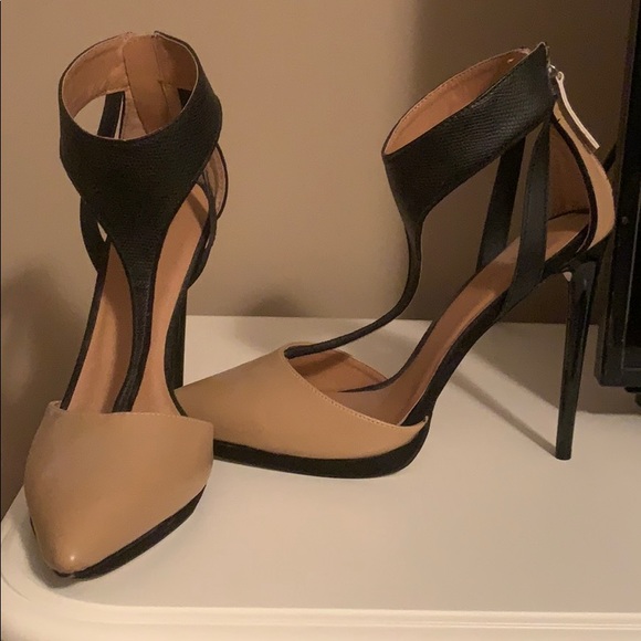 JustFab Shoes - JustFab Stilletos Never Worn